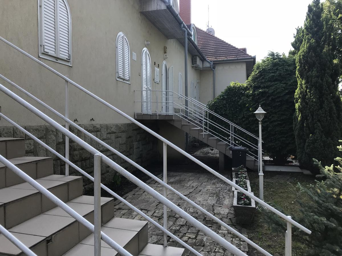 Aqua Line Apartmanhaz Hajdúszoboszló Екстериор снимка