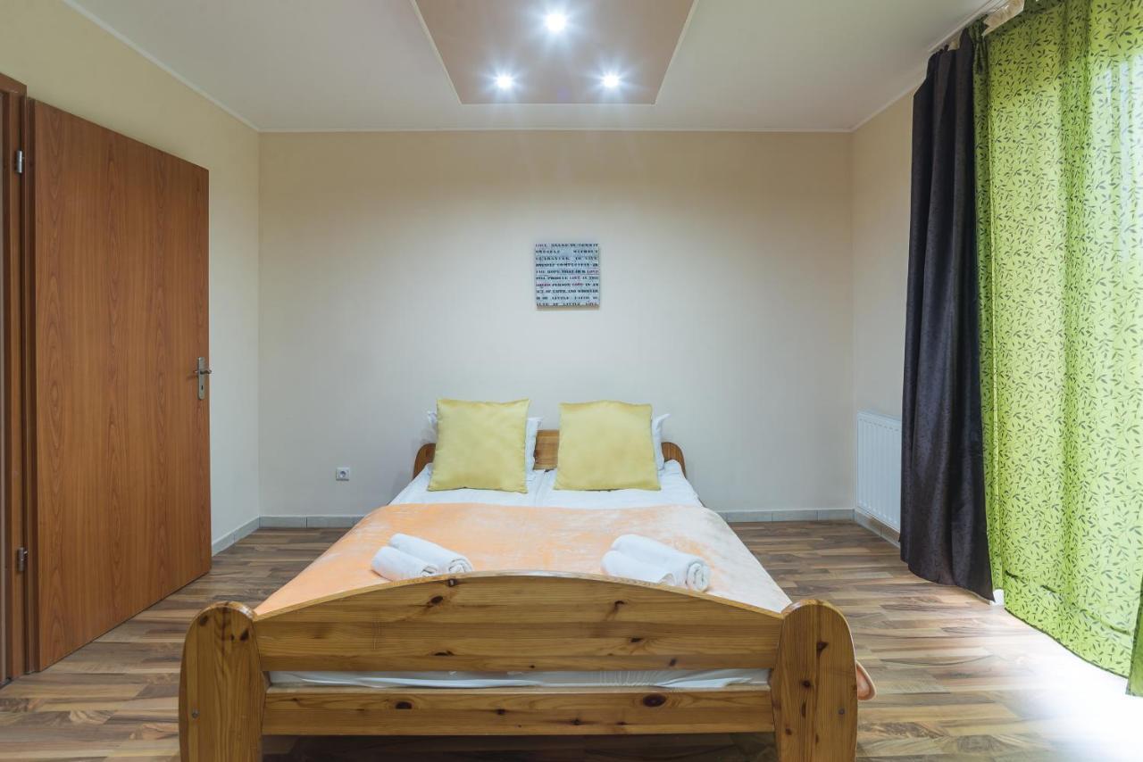 Aqua Line Apartmanhaz Hajdúszoboszló Екстериор снимка