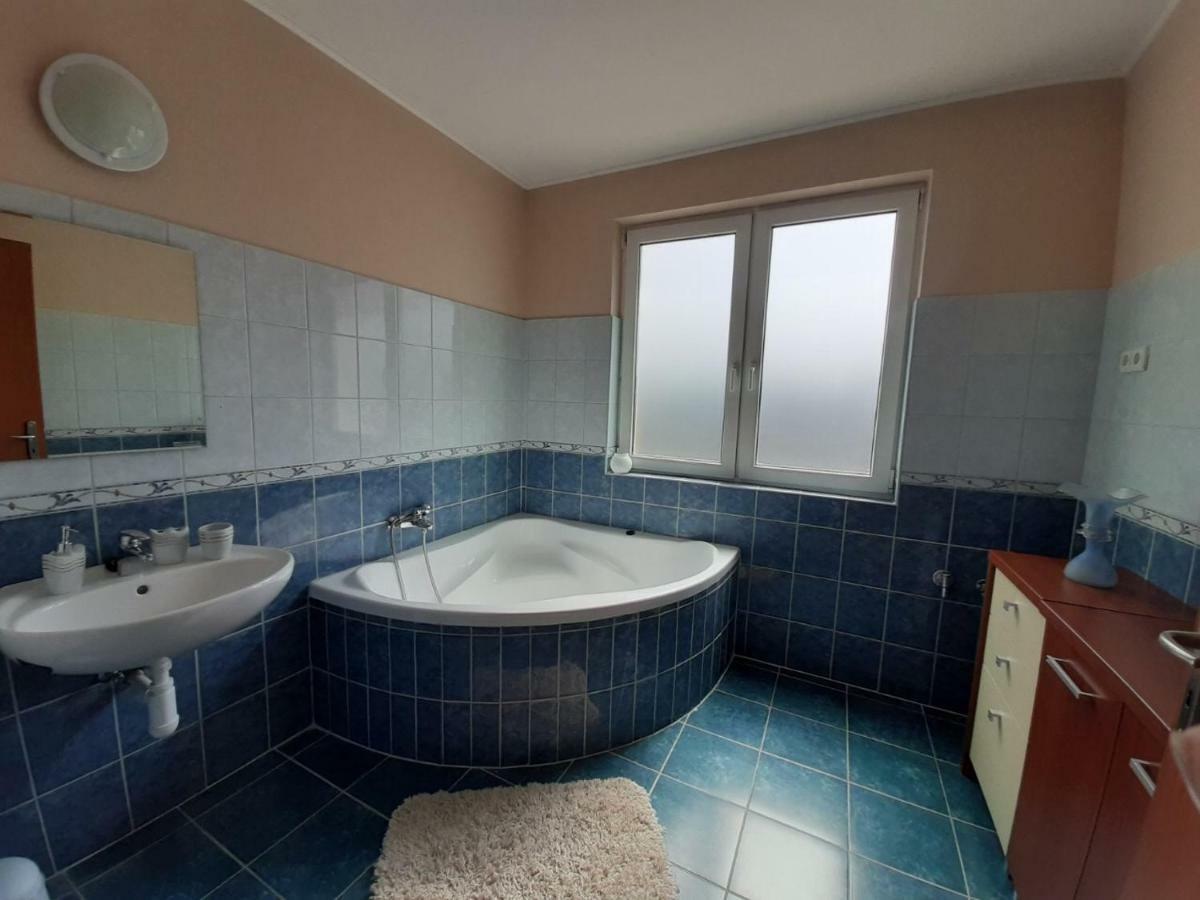 Aqua Line Apartmanhaz Hajdúszoboszló Екстериор снимка